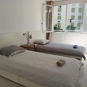 Cosy Centre Au Pied Du Metro Séjour chez l'habitant Paris